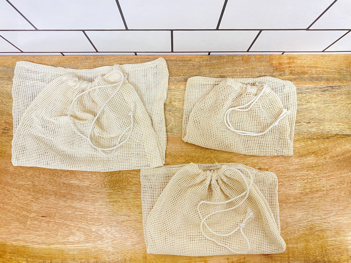 Reusable Fruit and Vegetable Bags - Pack of 3 Eco-Friendly Storage Solutions