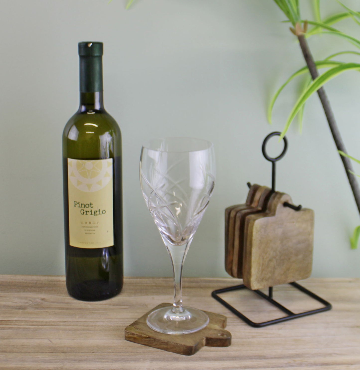 Set of 6 Mango Wood Coasters with Metal Stand for Home Decor