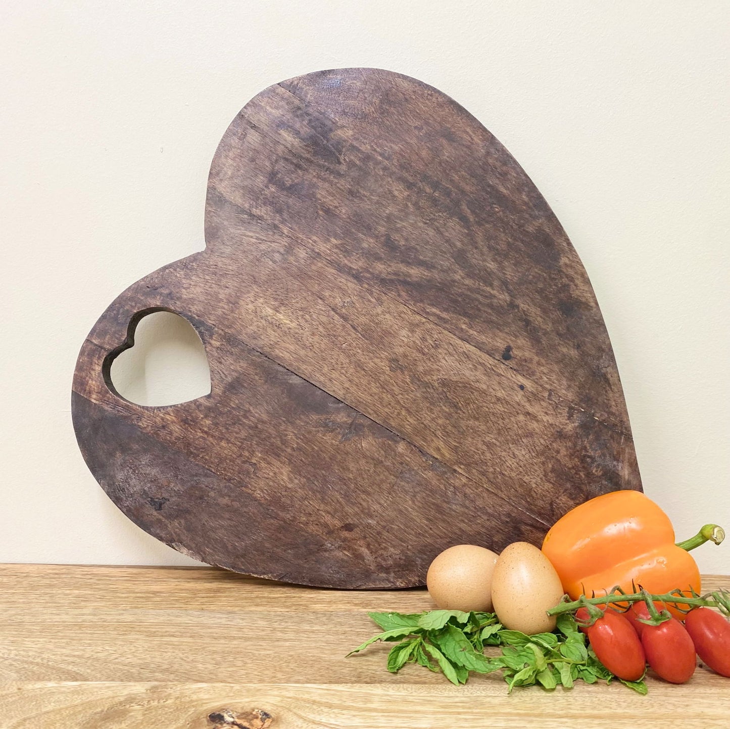 40cm Heart Shaped Wooden Chopping Board for Cooking & Serving
