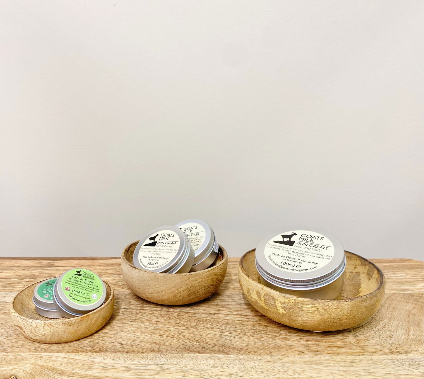 Mango Wood Round Bowls Set of 3 Eco-Friendly Kitchenware Rustic Home