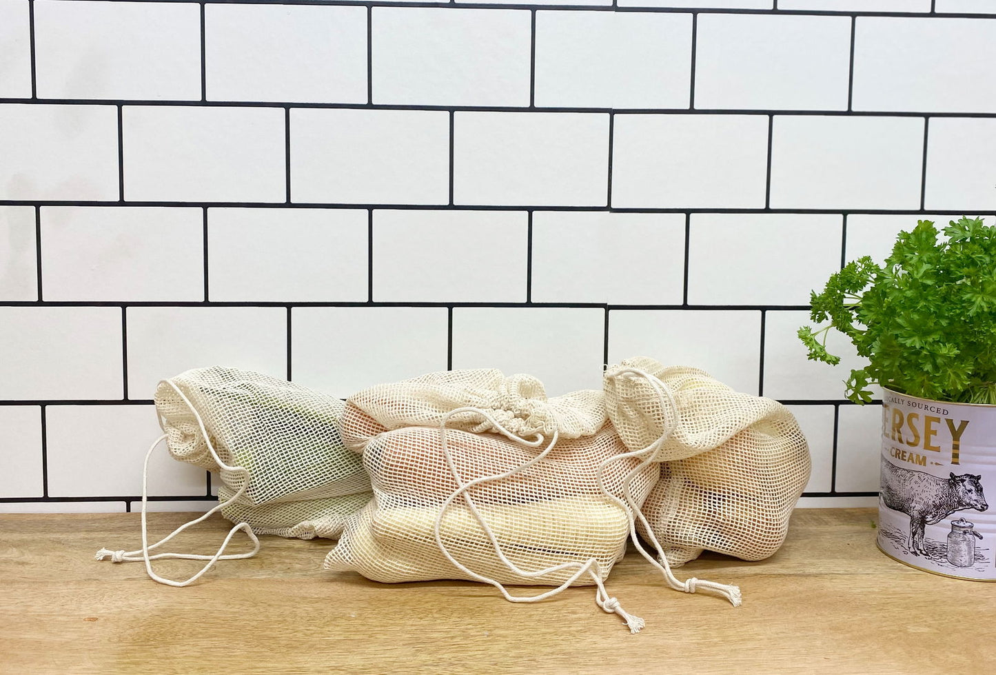 Reusable Fruit and Vegetable Bags - Pack of 3 Eco-Friendly Storage Solutions