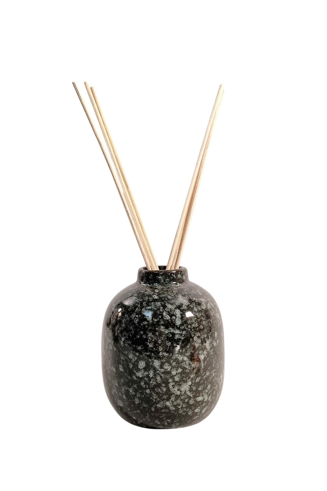 Synergy Ceramic Diffuser Wild Fig & Mulberry 100ml Aromatherapy Essential Oil