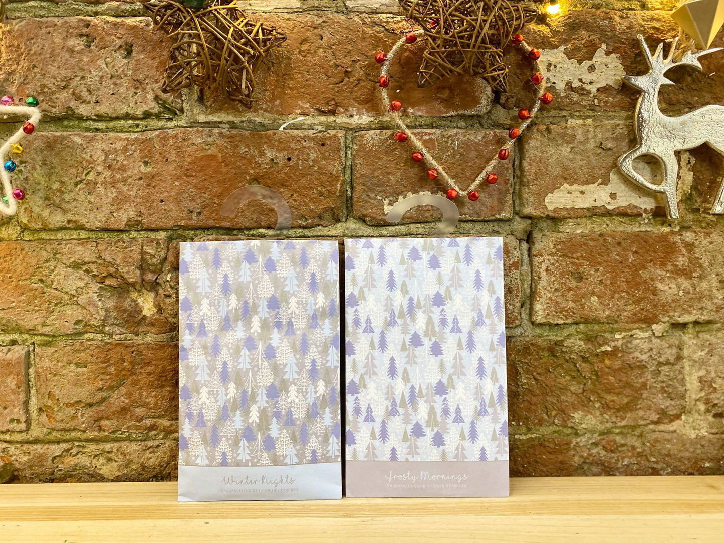 Christmas Fragrance Sachets - Set of 2 Hanging Aromatherapy Bags for Home Decor