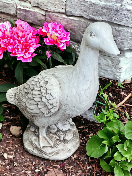 White Duck Statue Stone Effect Garden Decor Outdoor Sculpture Home & Garden