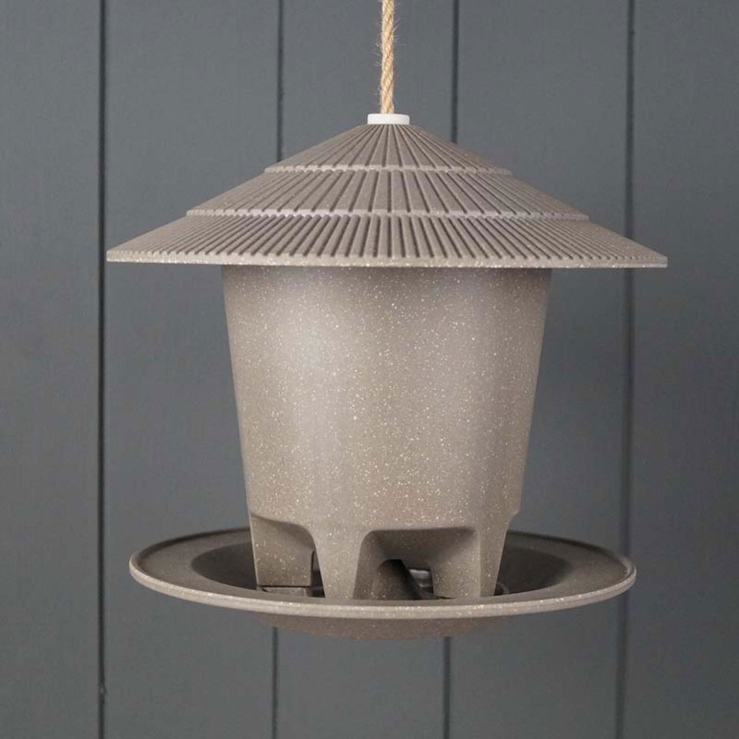 Earthy Deluxe Round Bird Feeder - Perfect for Garden Decor and Bird Watching